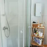 Apartmán Central-living Brown - Wifi - Netflix - 5 Pers