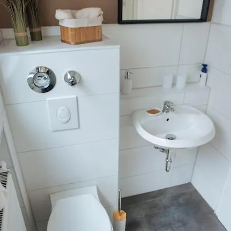 Central-living Brown - Wifi - Netflix - 5 Pers Apartamento